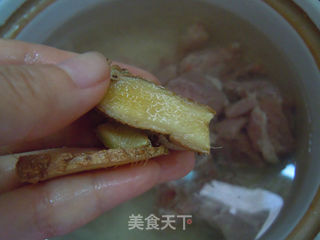 夏季营养汤汁---玉米南瓜排骨汤的做法步骤:4