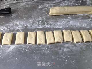 玉米油条的做法步骤:11