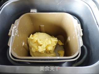 仿鲍鱼面包的做法步骤:3