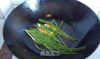 松茸炖排骨的做法步骤:3