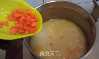蟹粉丝瓜粥的做法步骤:5
