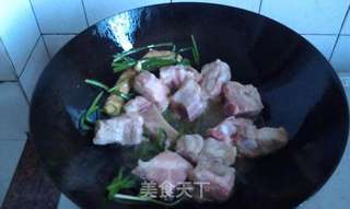 松茸炖排骨的做法步骤:4