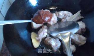 松茸炖排骨的做法步骤:6