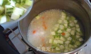 蟹粉丝瓜粥的做法步骤:8