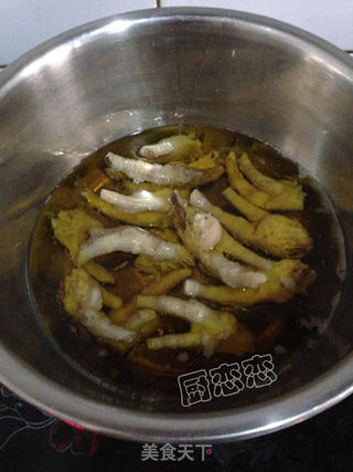 豉汁蒸凤爪的做法步骤：4