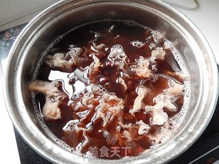 银耳红豆糖水的做法步骤:7