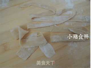 油泼扯面的做法步骤:6