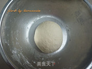 秋葵牛肉披萨的做法步骤:3
