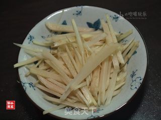 子姜焖鸭:开胃下饭的时令家常菜的做法步骤:2