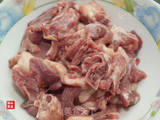 子姜焖鸭:开胃下饭的时令家常菜的做法步骤:3