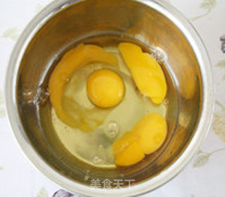 杏仁味蒸蛋糕的做法步骤:3