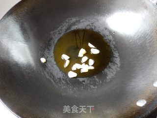 黑木耳炒丝瓜的做法步骤:5