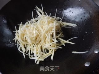 清炒茭白的做法步骤:6