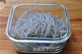 辣白菜炒粉条的做法步骤:2
