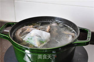 乌鸡山药汤的做法步骤:5
