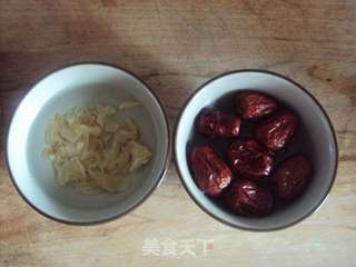 红枣百合蒸南瓜的做法步骤:2