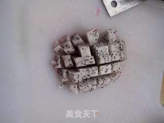 火龙果多丸甜品的做法步骤:4