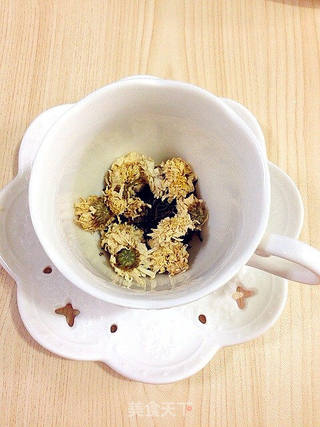夏日降火清脂菊花山楂绿茶的做法步骤:6