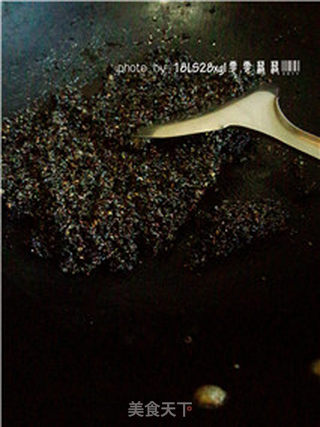 黑芝麻酥糖的做法步骤:7