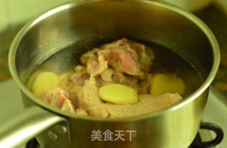 苦瓜黄豆猪骨汤的做法步骤:4