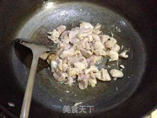 鲜香浓厚的滋味----【玉米笋咖喱鸡】的做法步骤:3