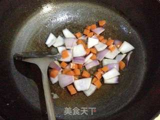鲜香浓厚的滋味----【玉米笋咖喱鸡】的做法步骤:5