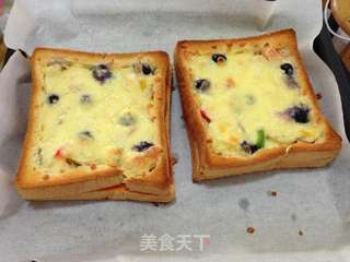 懒人早餐----【吐司培根披萨】的做法步骤:10
