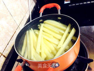 炸薯条的做法步骤:3