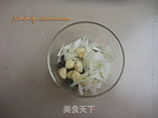 苦瓜炒肉的做法步骤:3