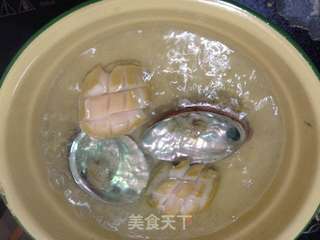 【芝士焗原壳鲍鱼】-----浓香美味的做法步骤:2