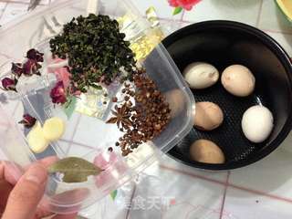 【雪山玫瑰茶叶蛋】----浪漫飘香的做法步骤：4
