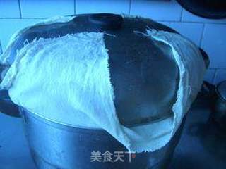 蒸炖玫瑰牛初乳的做法步骤:5