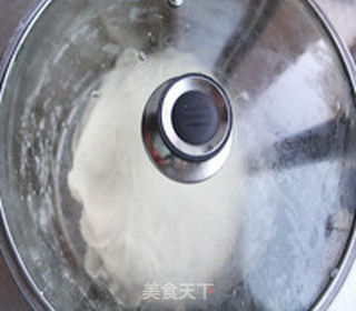 猪肉青椒豆芽蒸饺的做法步骤:2