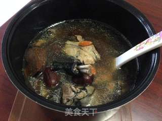 【灵芝乌鸡汤】----安神补气的做法步骤:6
