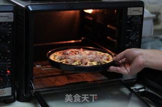 蔬菜培根披萨的做法步骤:12
