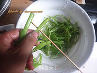 炝拌空心菜的做法步骤:6