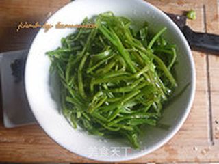 炝拌空心菜的做法步骤:7