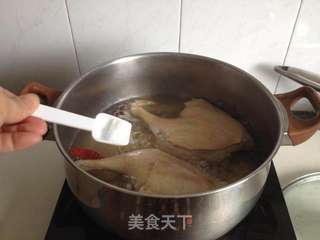 香酥鸭腿的做法步骤:6