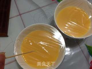 【秋葵鲍鱼蒸鸡蛋羹】---有木有像熊掌一样可爱呢?的做法步骤:5