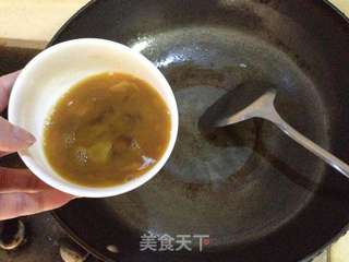 【培根秋葵炒饭】----百变剩米饭的做法步骤:7
