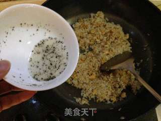 【培根秋葵炒饭】----百变剩米饭的做法步骤:11