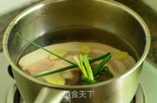 香辣卤肉饭的做法步骤:2