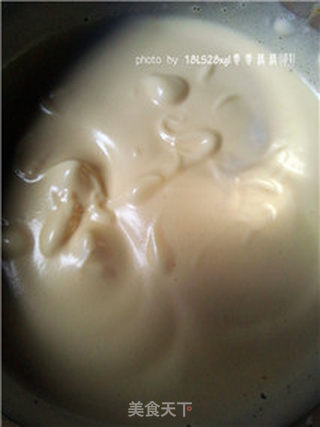 法式海绵蛋糕:花朵蛋糕的做法步骤:4