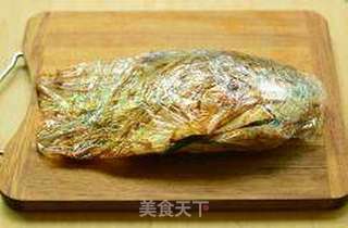 五香烤鲳鱼的做法步骤:6