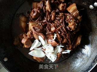 豆角红焖肉的做法步骤:10