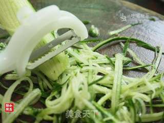 青瓜沙律:乐在其中的轻食料理的做法步骤:3