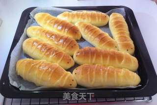 火腿毛毛虫面包的做法步骤:9