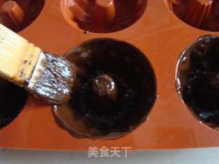巧克力蜜豆冰淇淋月饼的做法步骤:2