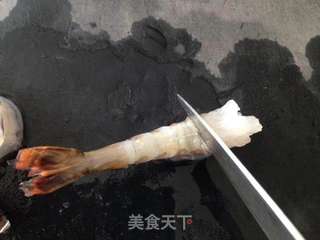 天妇罗(日式炸虾)的做法步骤:2