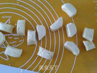 蕨根粉鲜虾饺的做法步骤:4